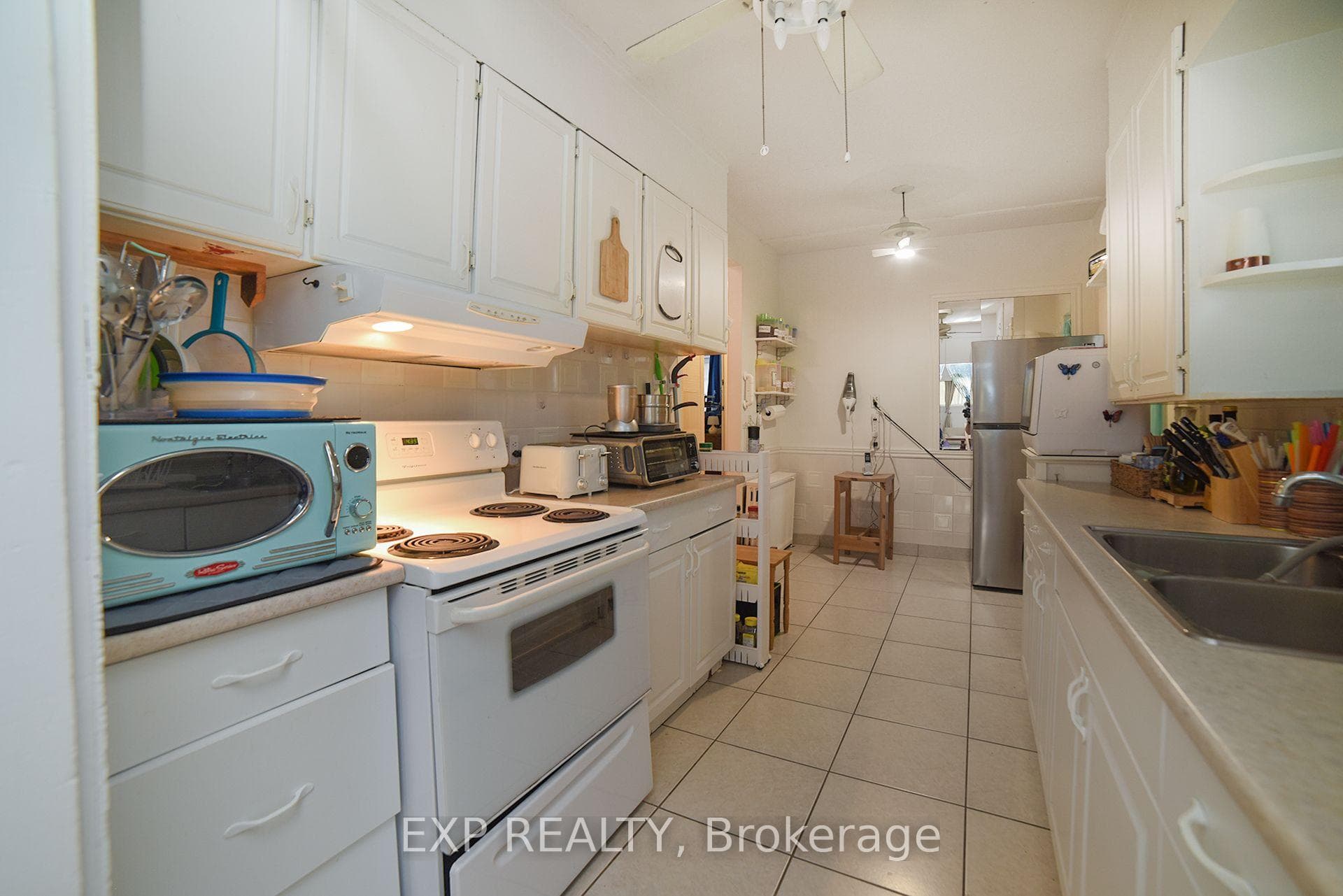 Kitchen 2