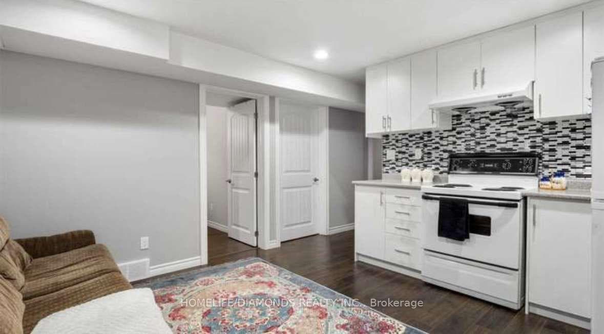 231 Bristol Drive photo 23