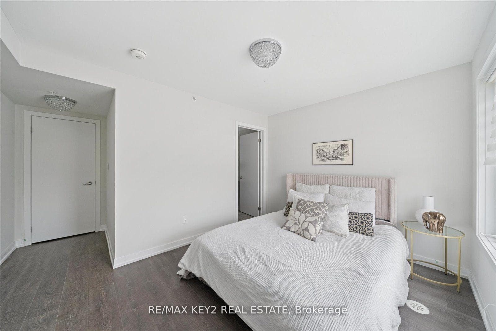 1555 Kingston Road Unit 113 photo 19