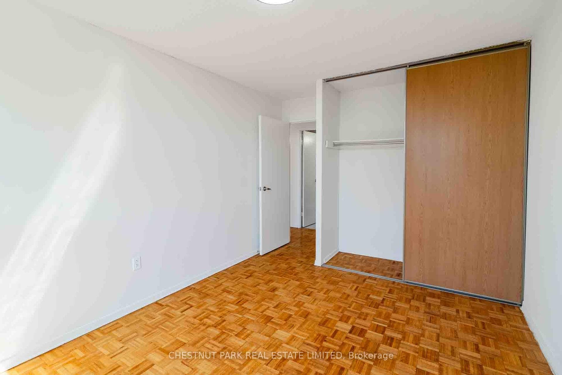 3700 Lawrence Avenue Unit 409 photo 32