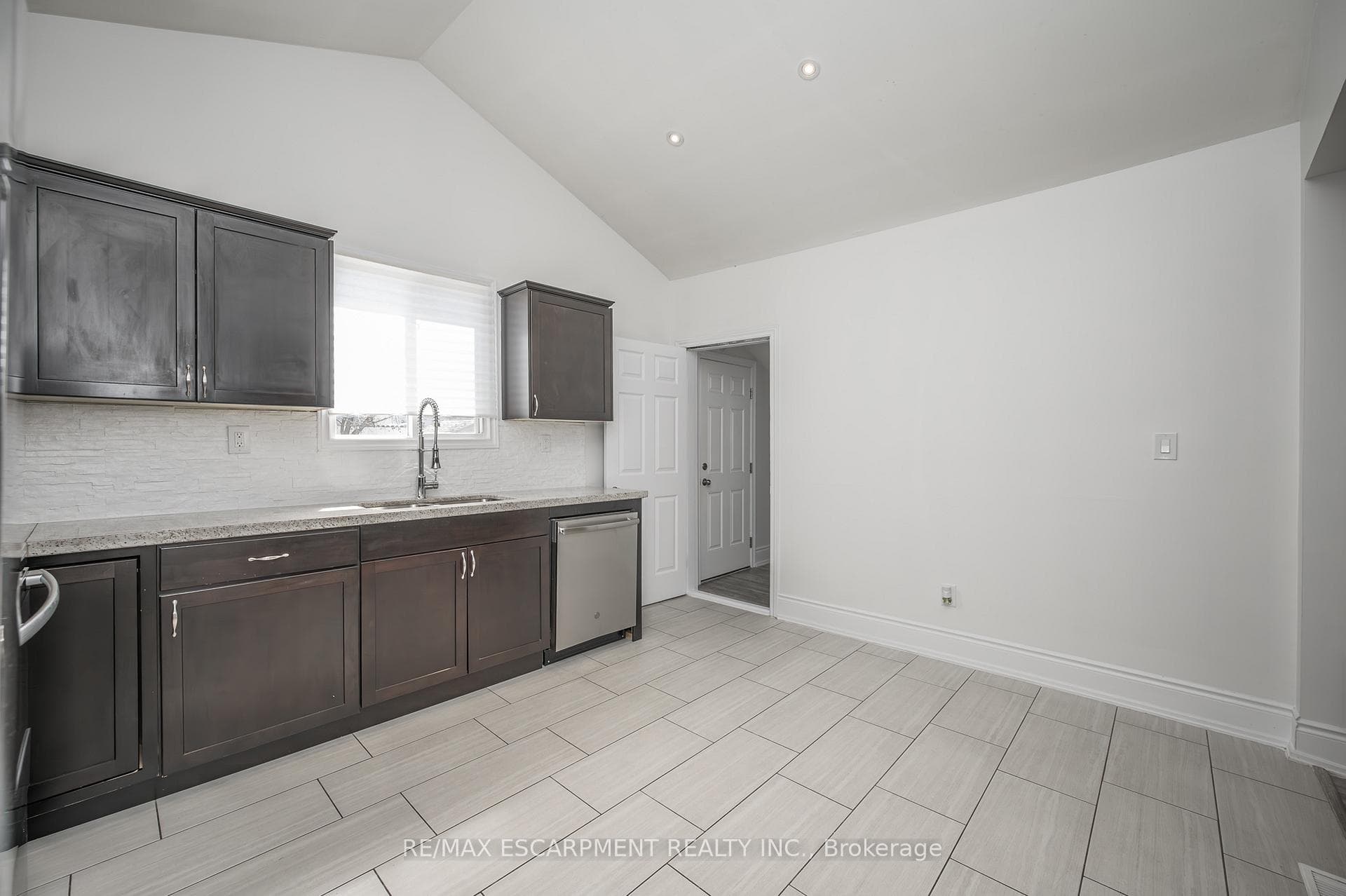 58 Primrose Avenue photo 14