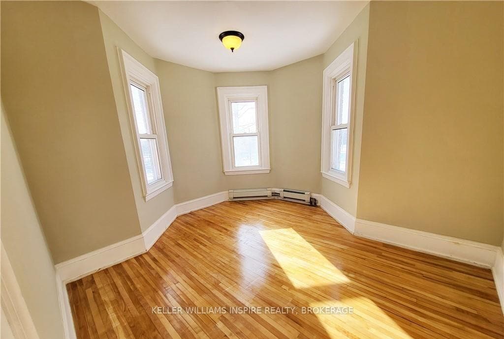 406 Algonquin Avenue Unit front photo 14
