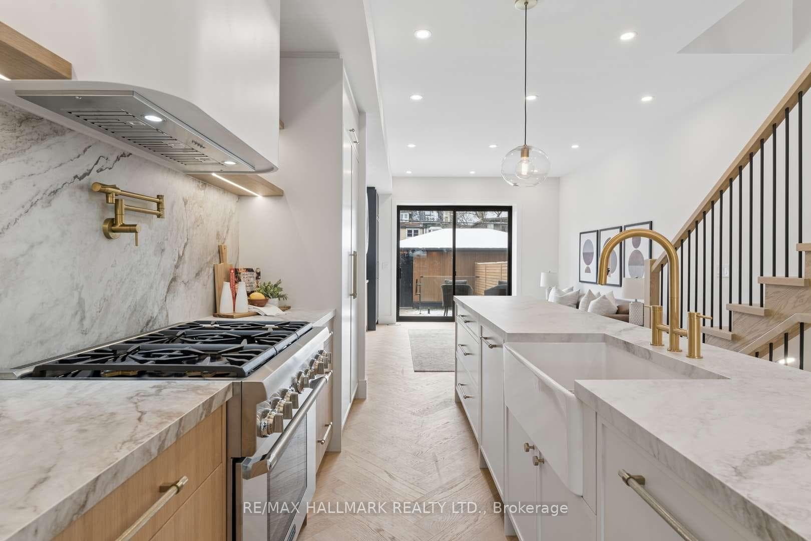 73A Garden Avenue photo 8