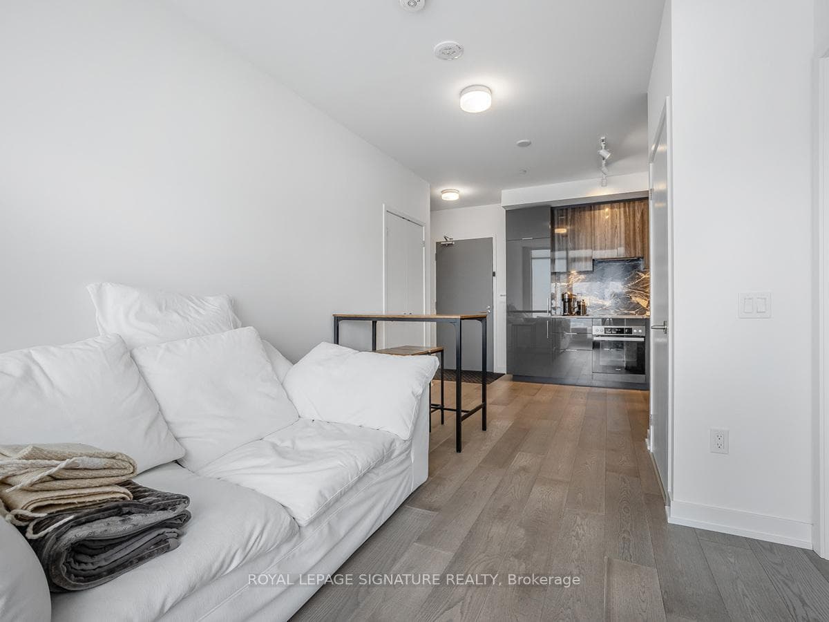 50 O'Neill Road Unit 2407 photo 8