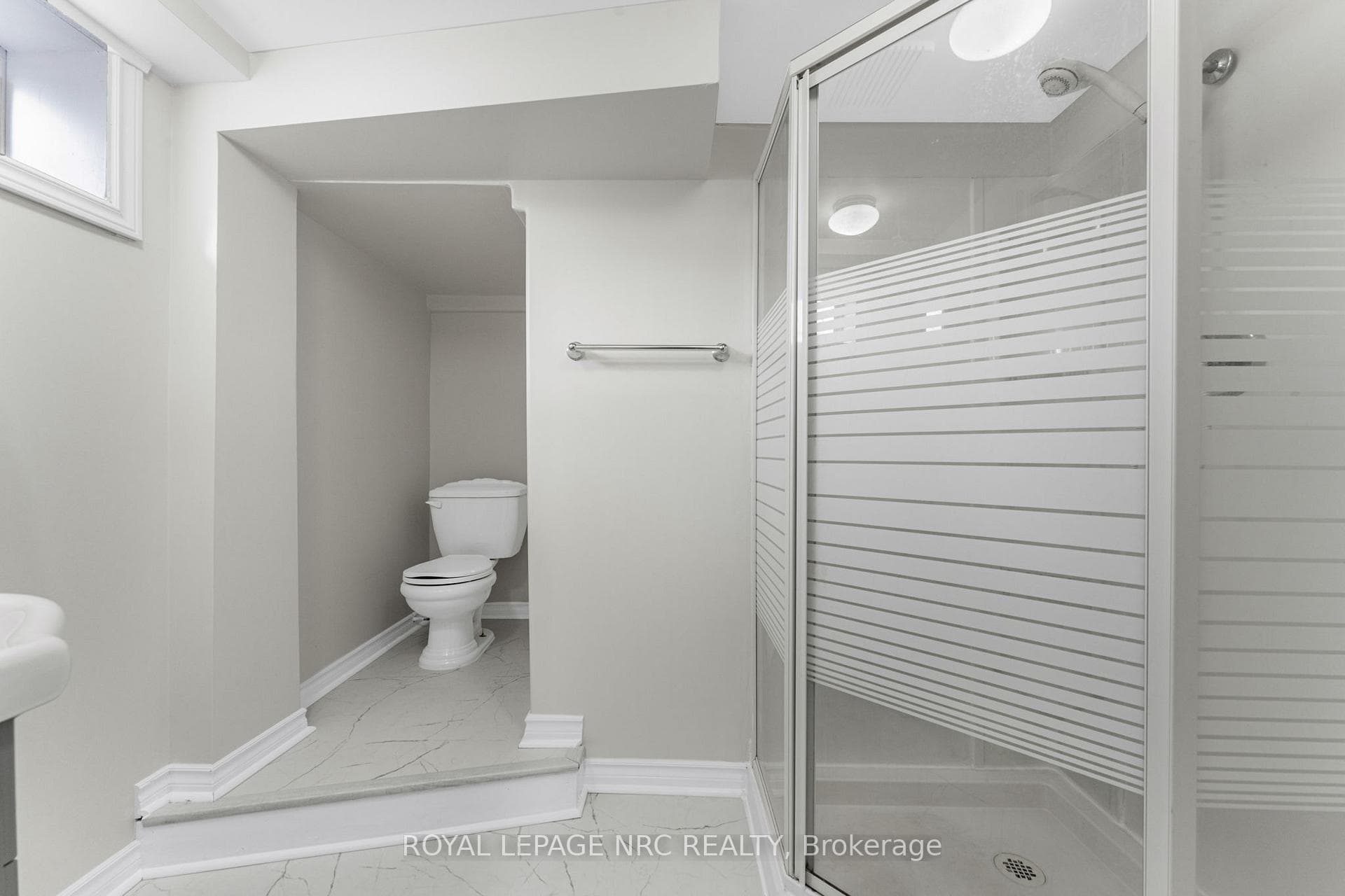 5 Ashford Place photo 39