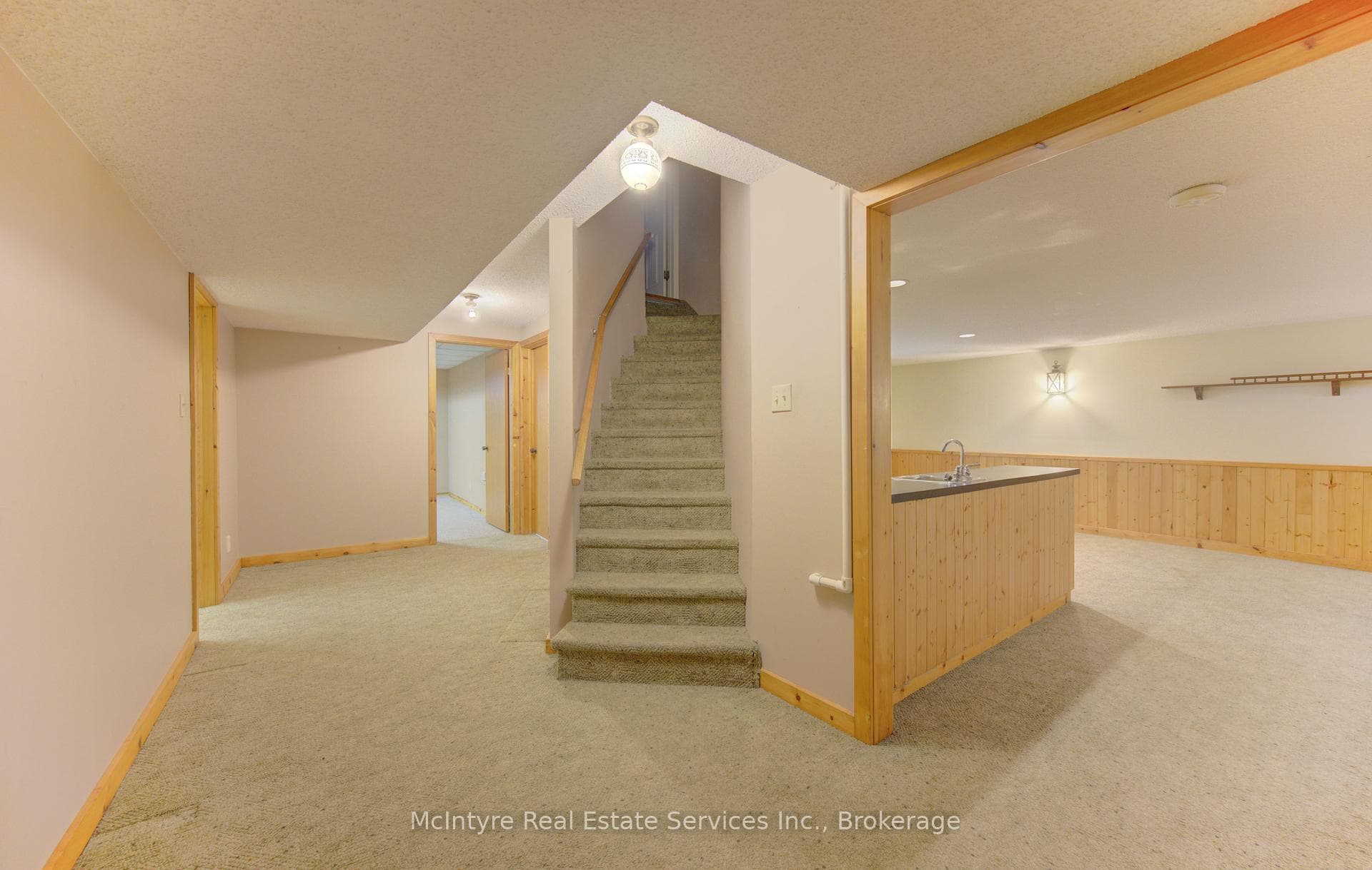 190 Silvercrest Drive photo 34