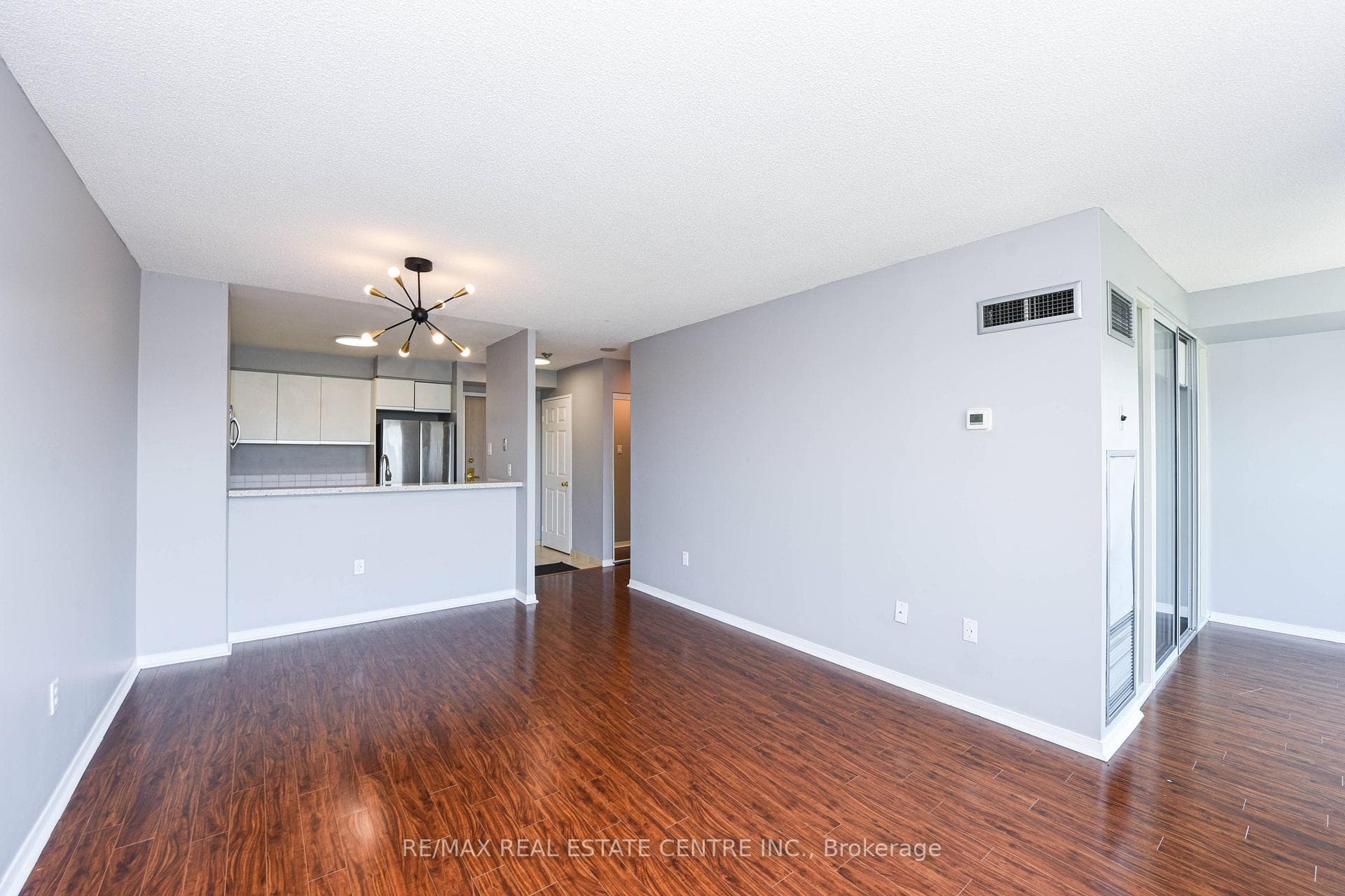 2177 Burnhamthorpe Road Unit 1005 photo 17