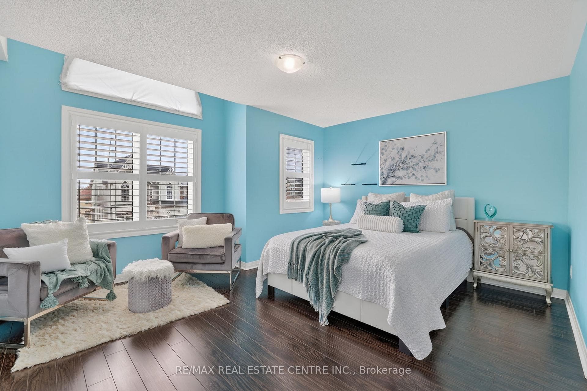 27 Drew Brown Boulevard photo 35