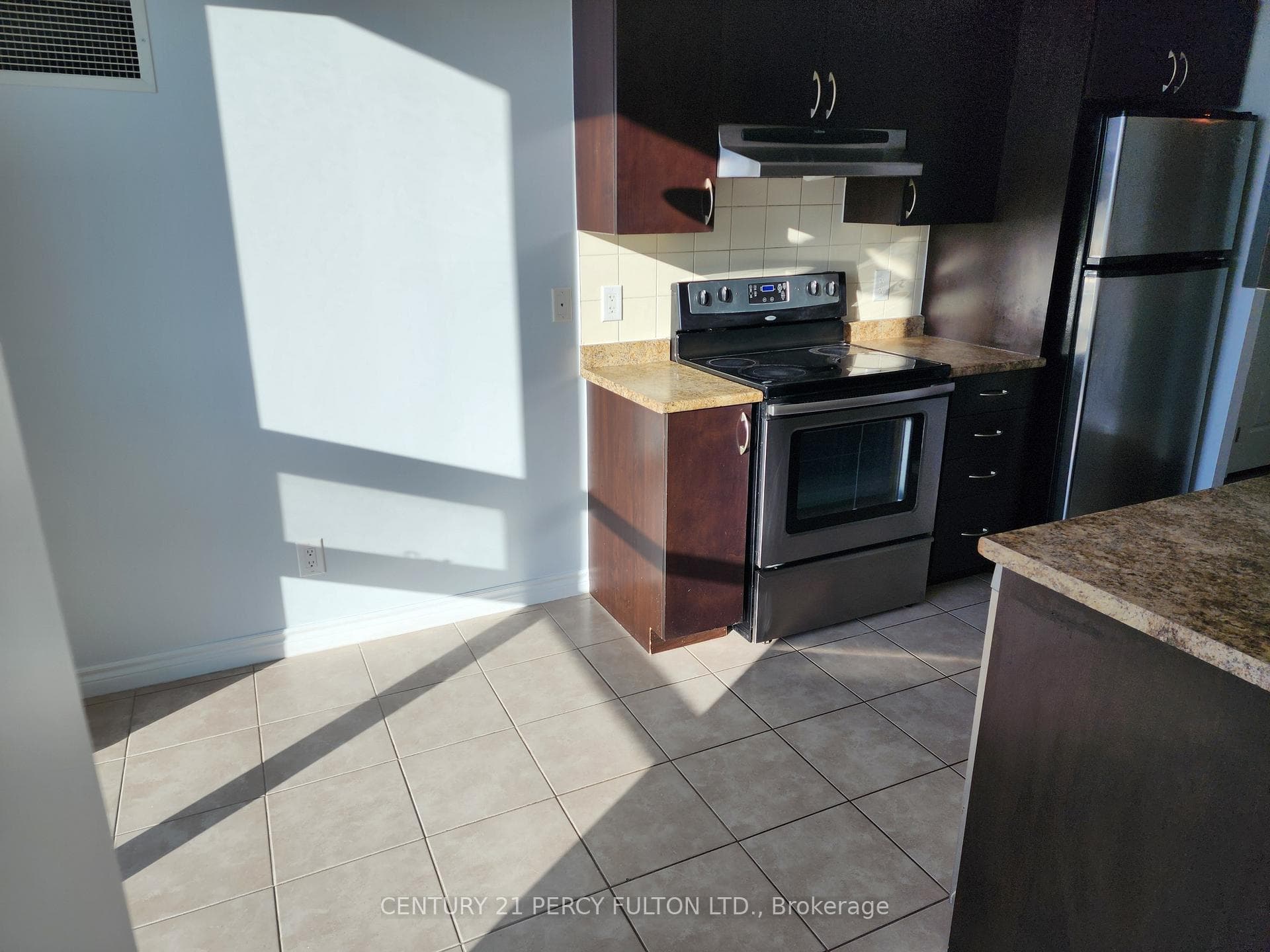 88 Grangeway Avenue Unit 1103 photo 12