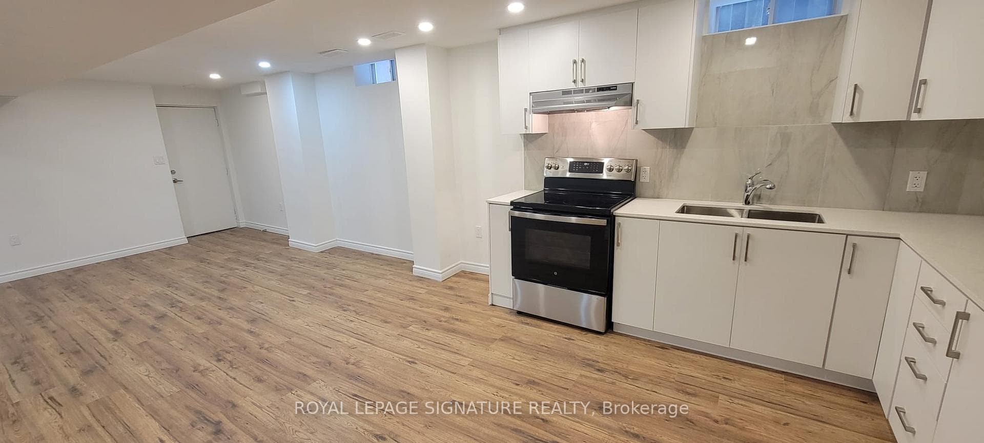 83 Norbury Drive photo 8
