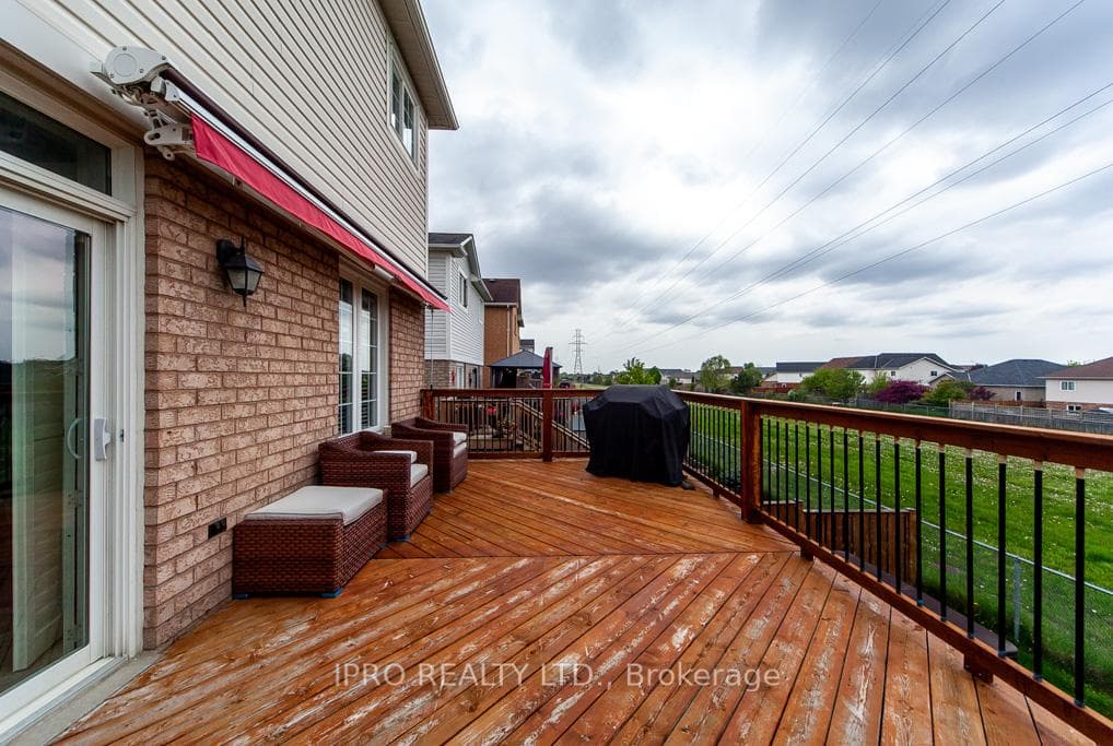 1896 Birchview Drive photo 38