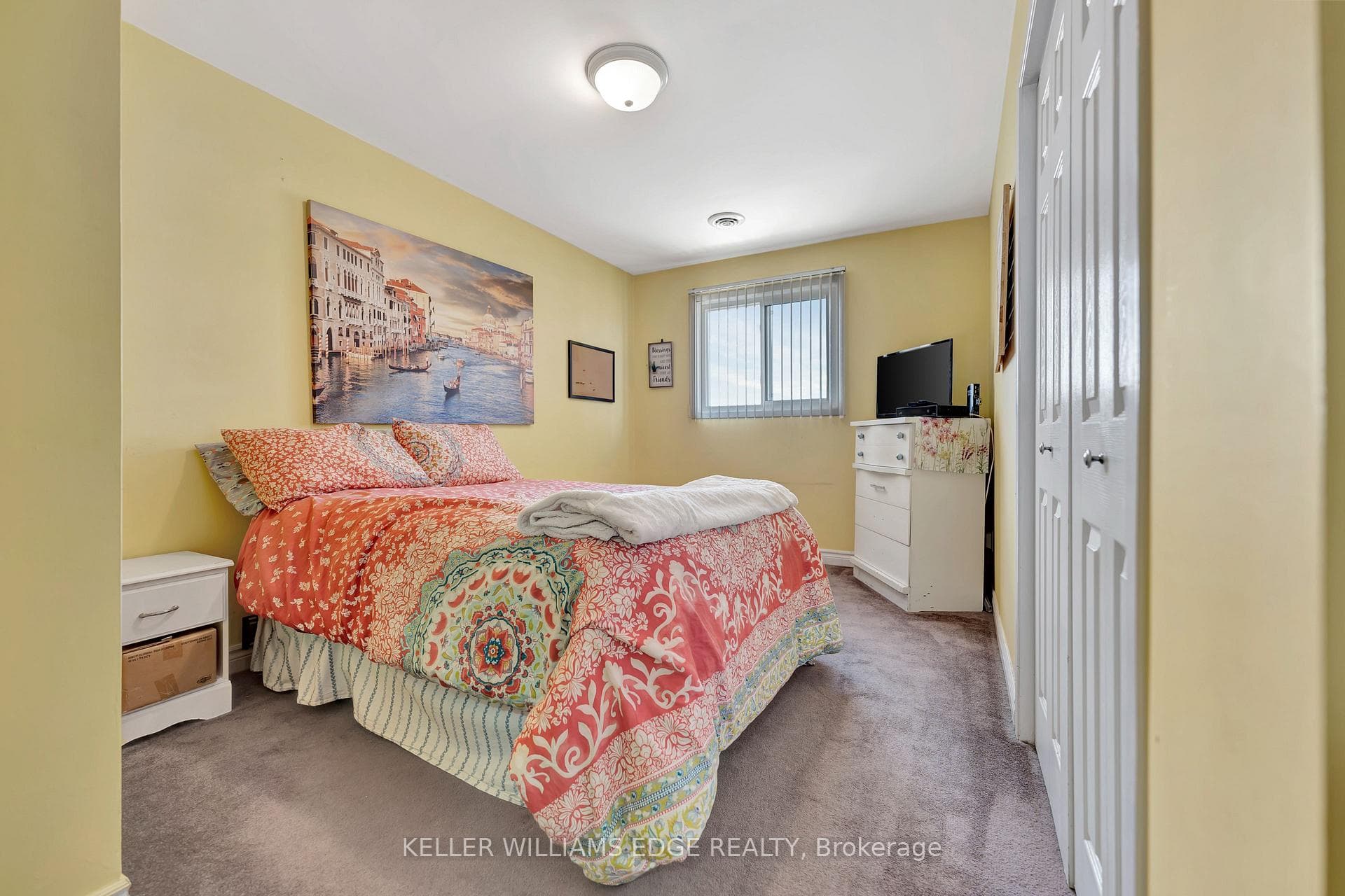 339 Strathearne Avenue photo 19
