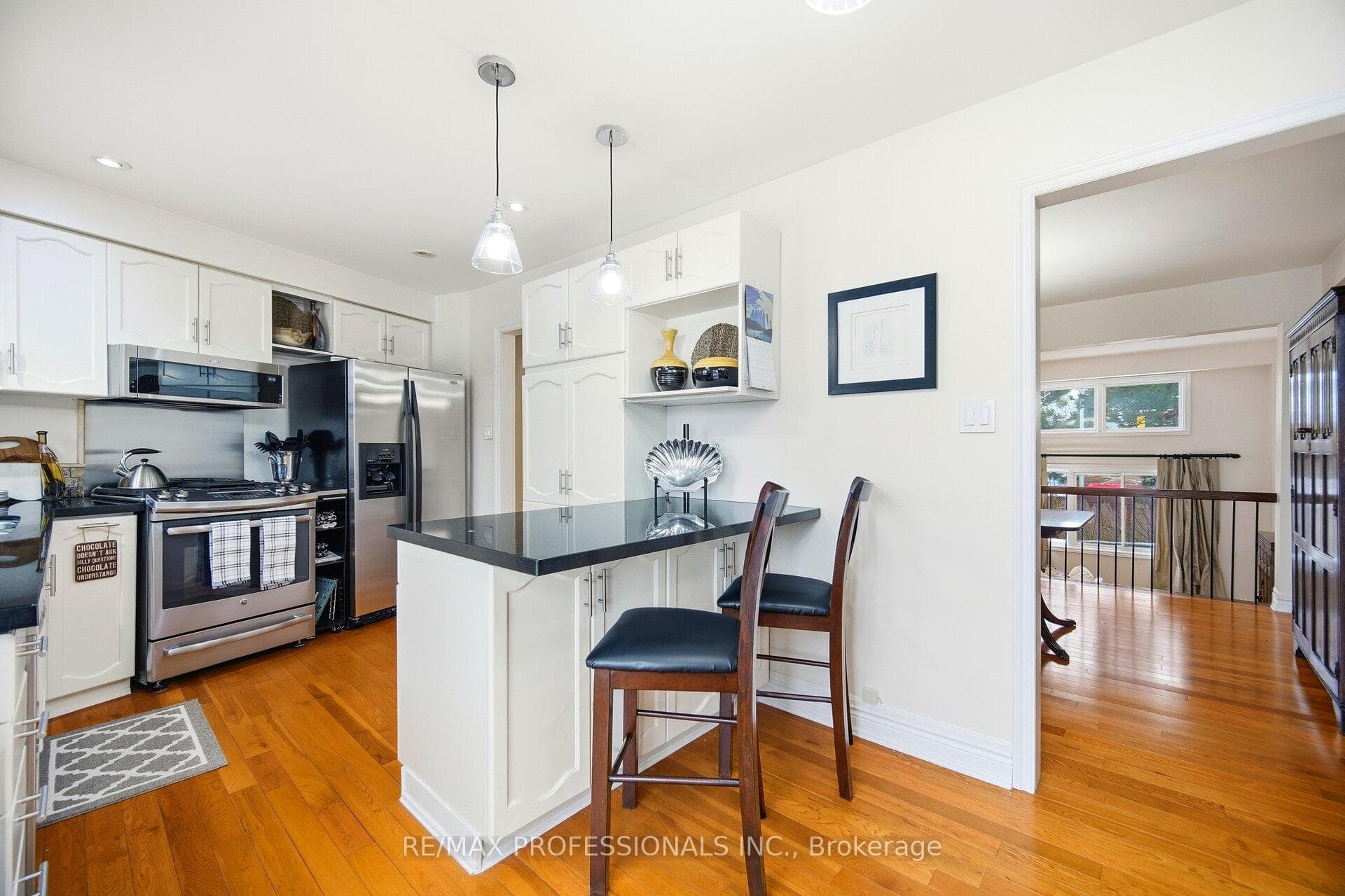 1755 Rathburn Road Unit 11 photo 17