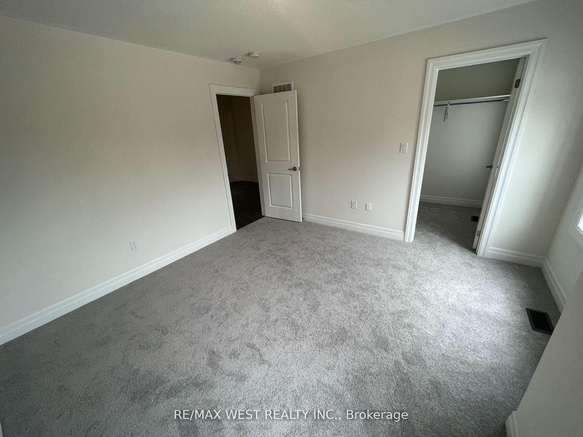 130 Connell Drive photo 29