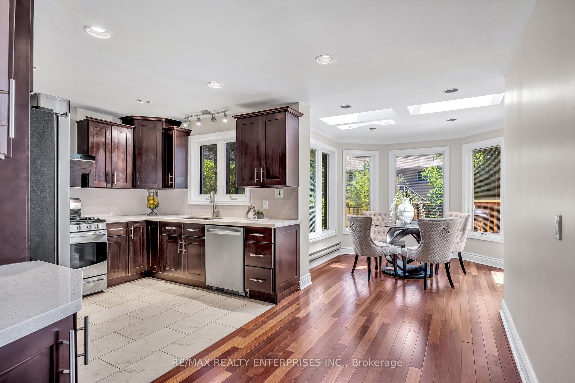 2477 Catherine Jean Lane photo 18