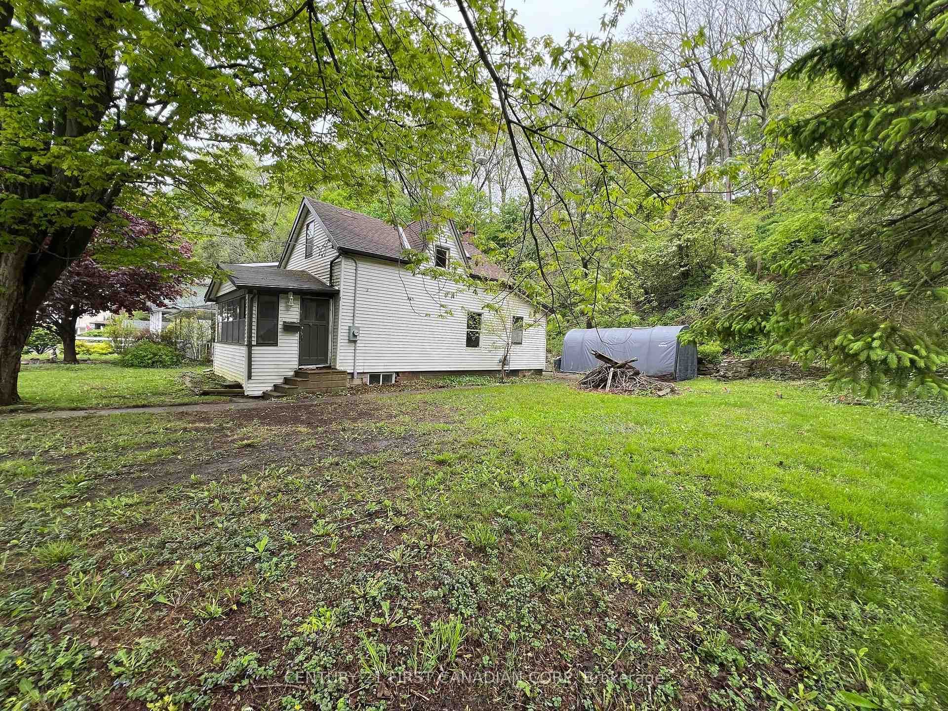 205 Orchard Street photo 1