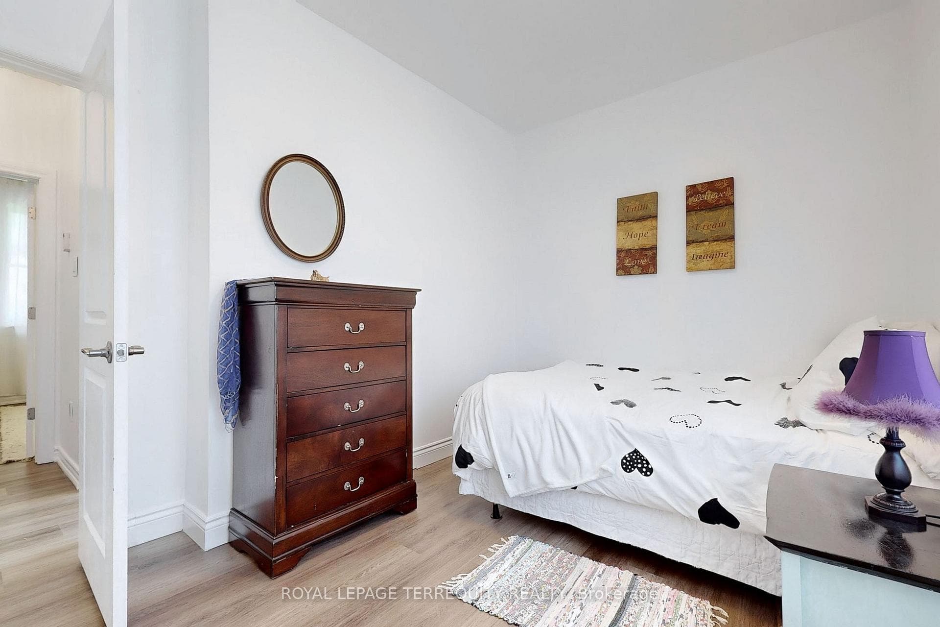 1737 Central Street photo 17
