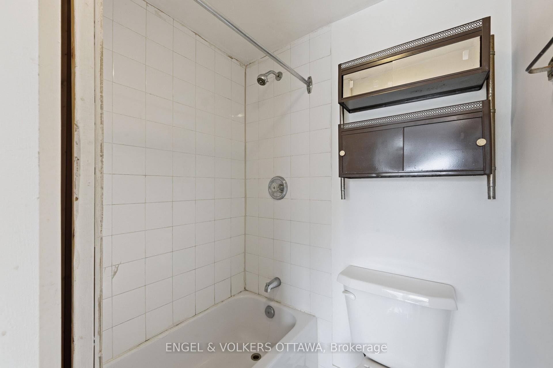 1446 Ridgebrook Drive photo 36