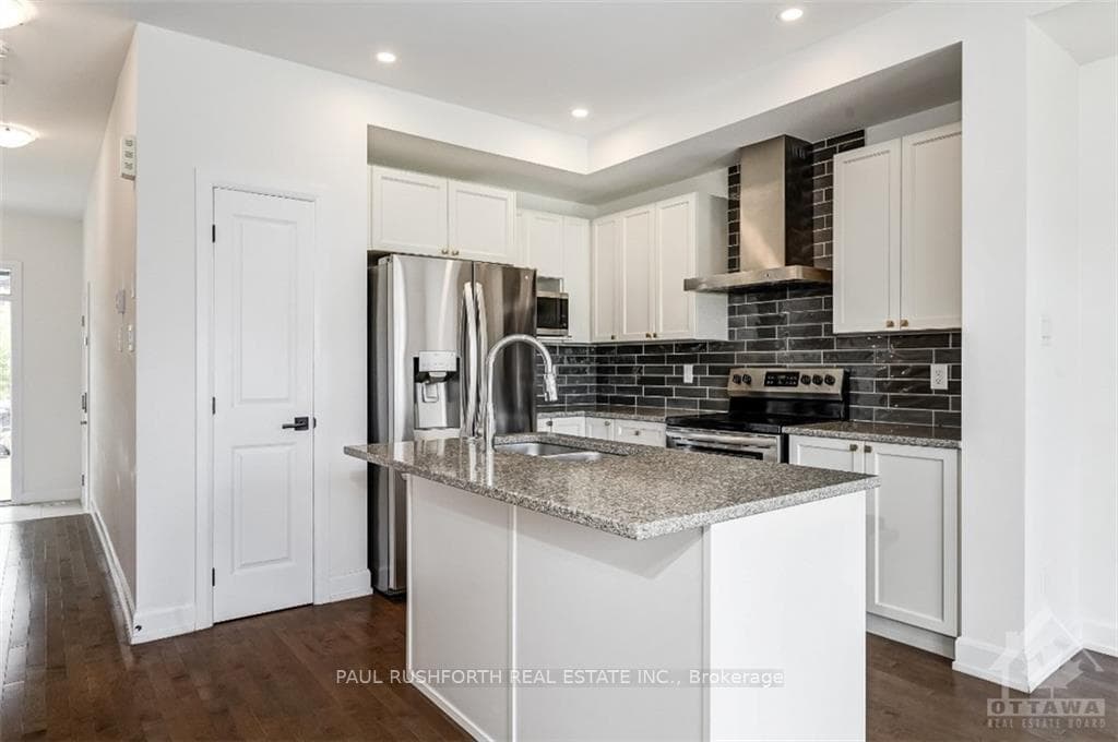 56 GARDENPOST Terrace photo 11