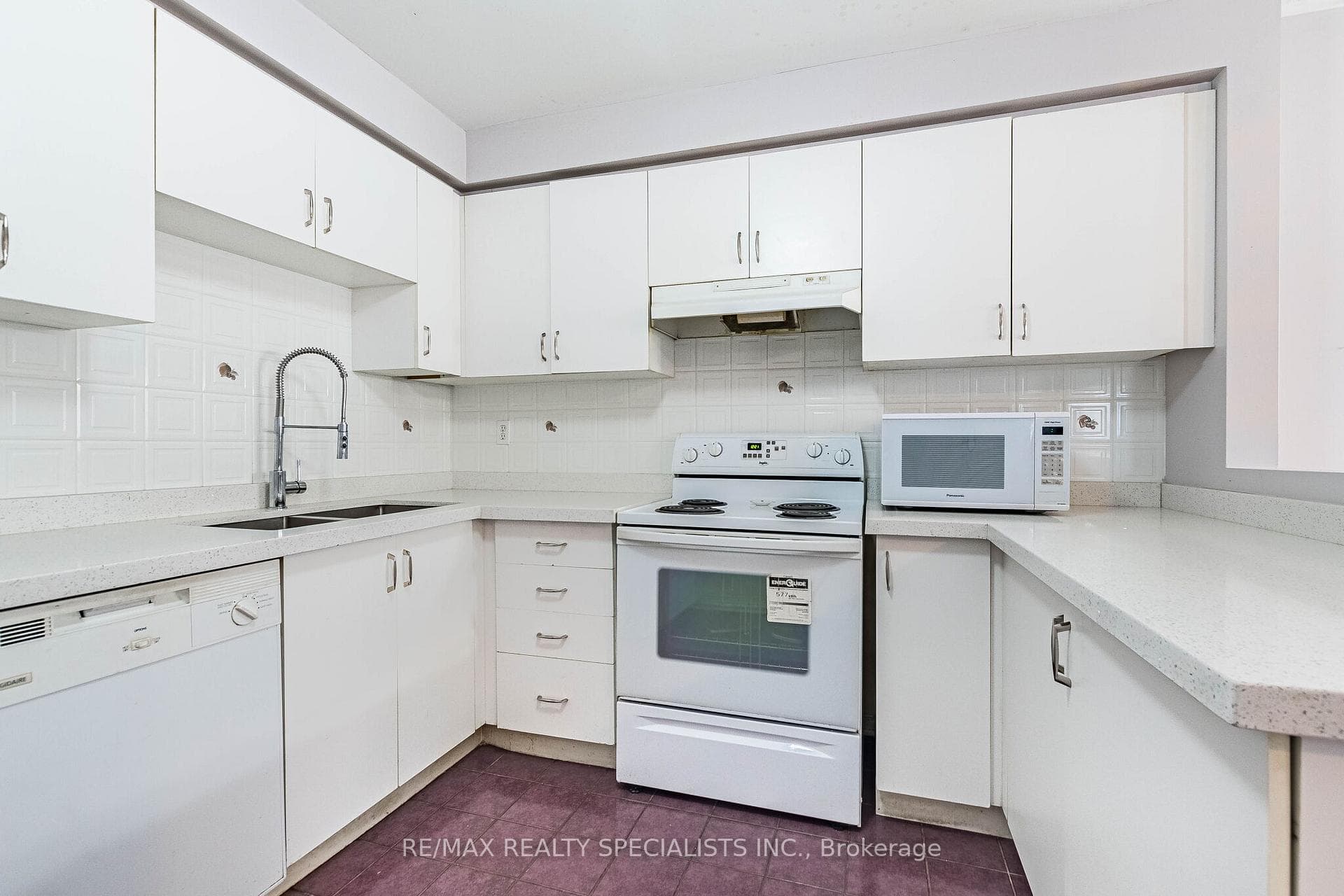 48 Saddletree Trail photo 19