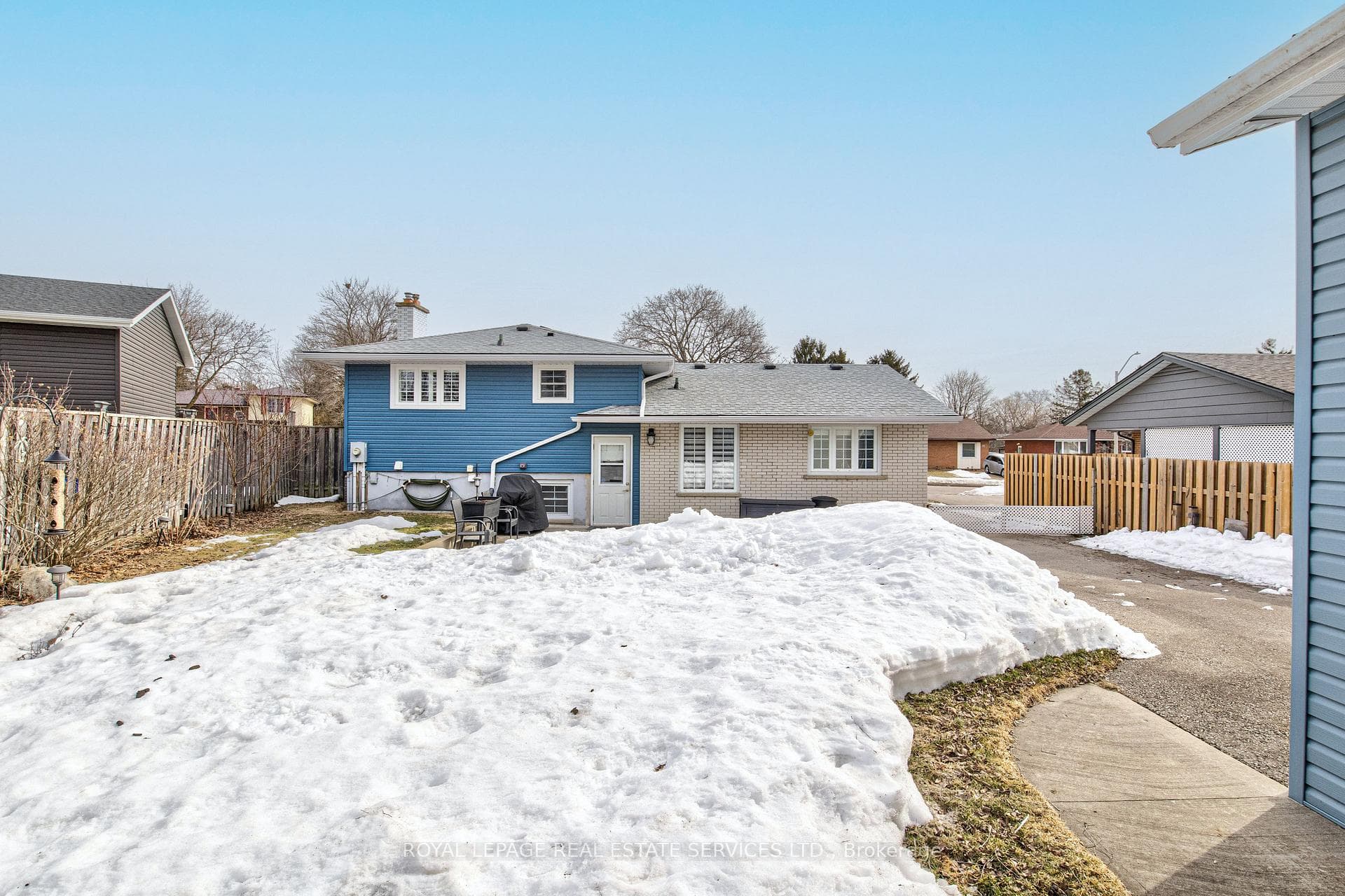 66 Rouse Avenue photo 46