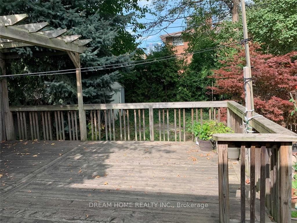 15 Alexander Street photo 8