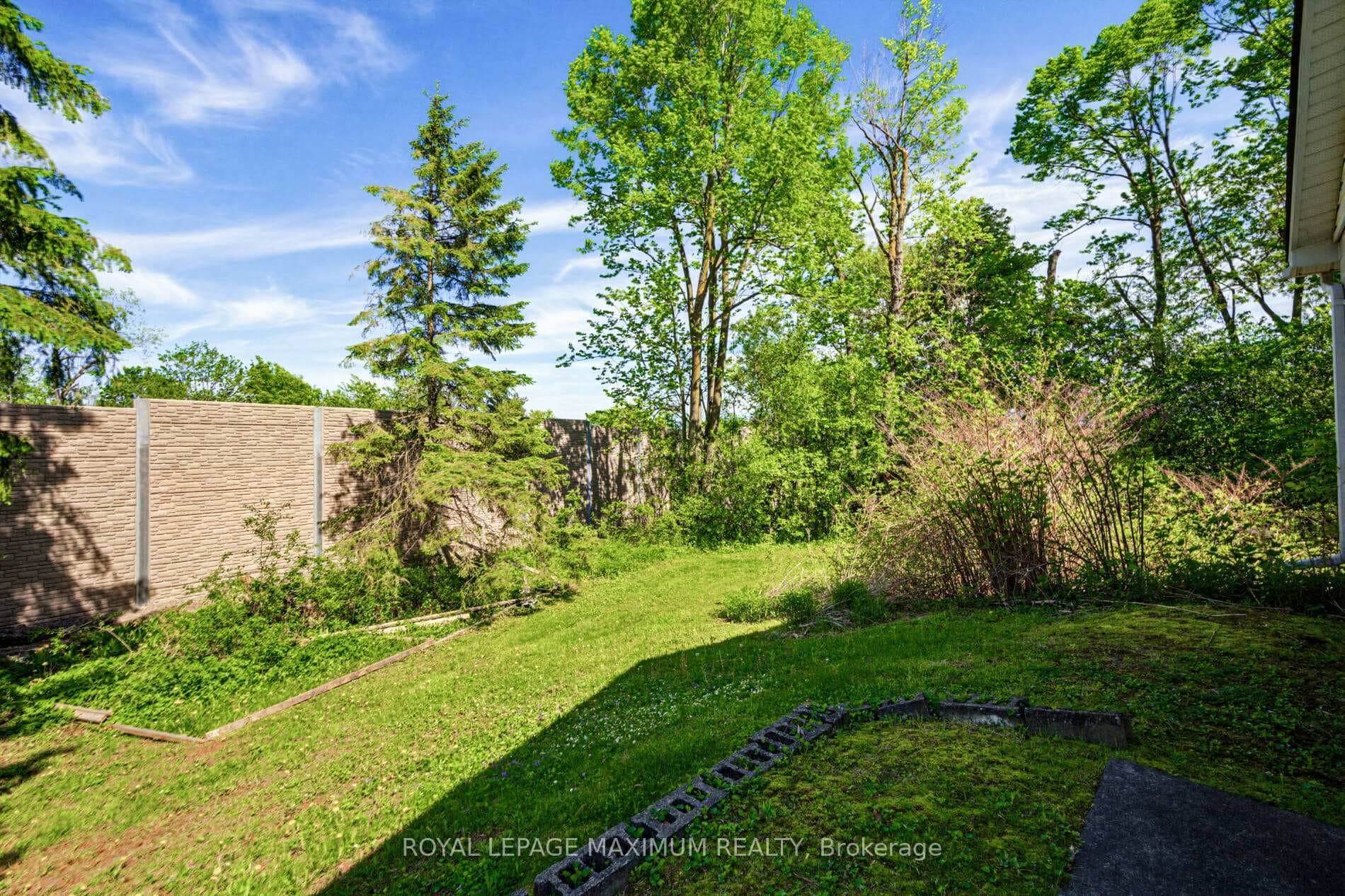 80 McDonald Street photo 27