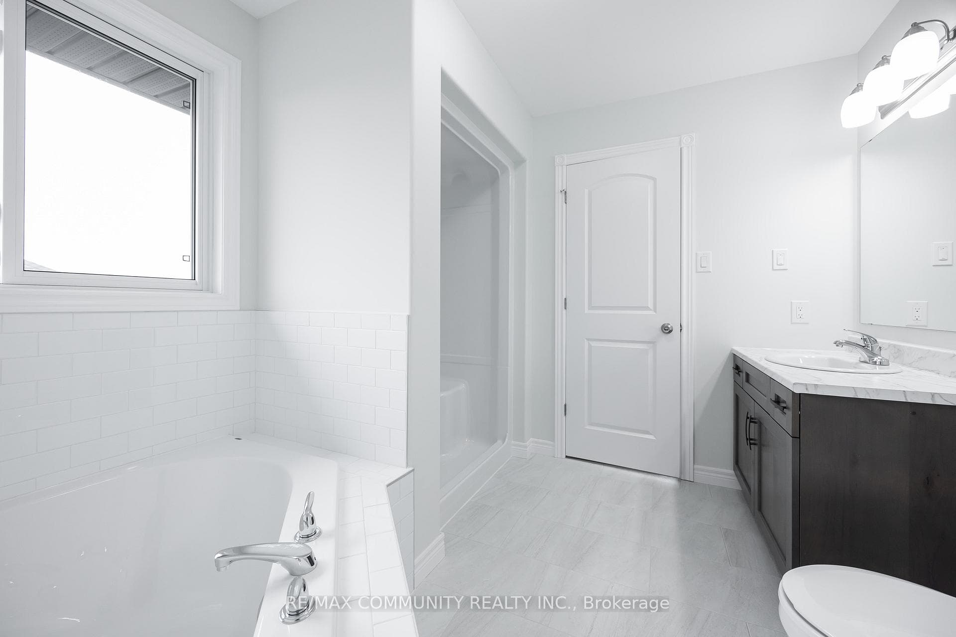 6 Bradley Lane photo 34