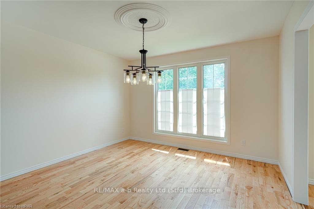 52 DIETRICH Road photo 21