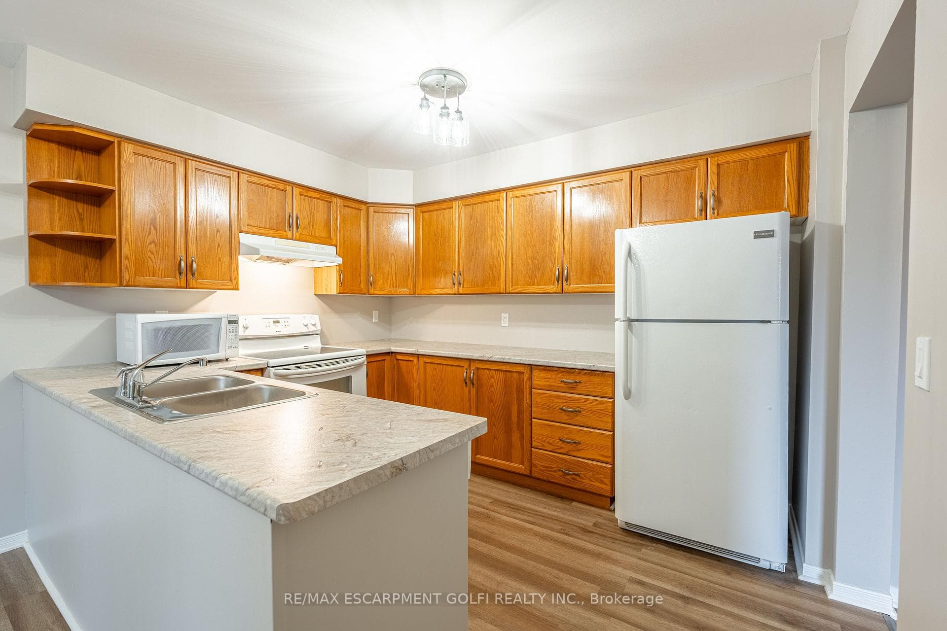 25 Meadowvale Drive Unit 1 photo 14