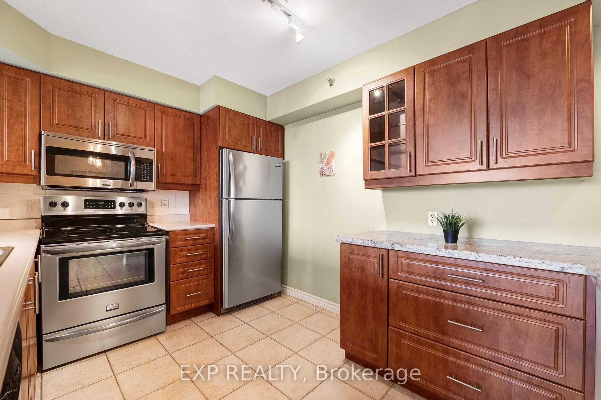 4640 Kimbermount Avenue Unit 706 photo 9