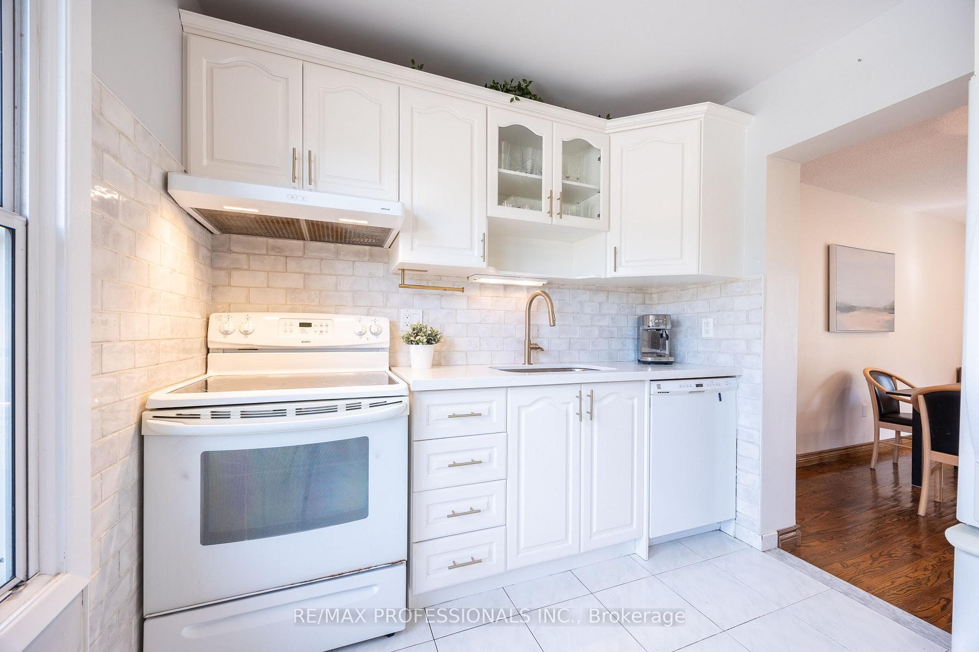 6730 Falconer Drive Unit TH#84 photo 8