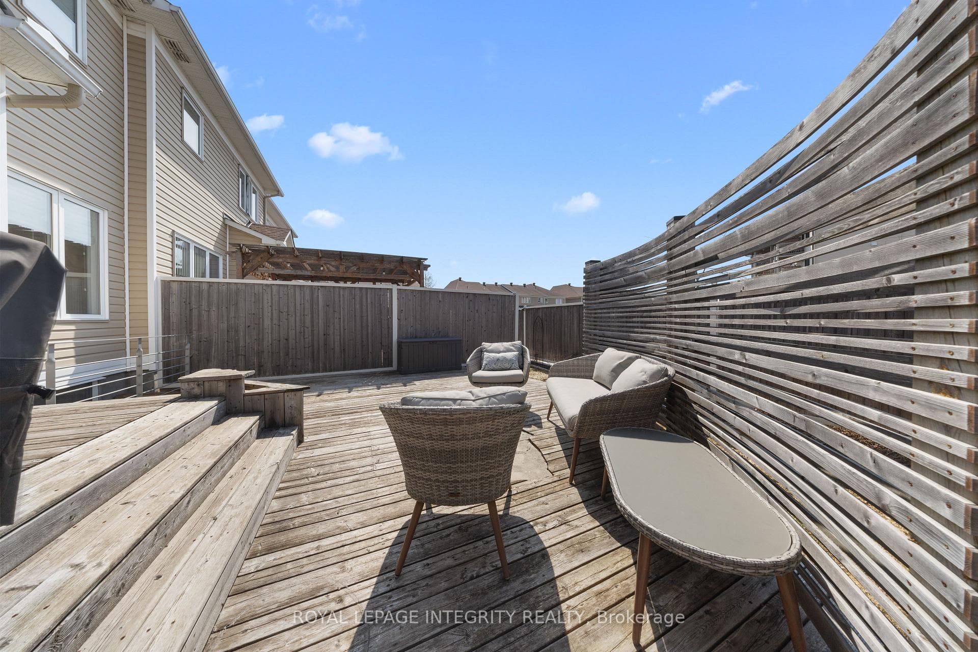 356 Ravenswood Way photo 33