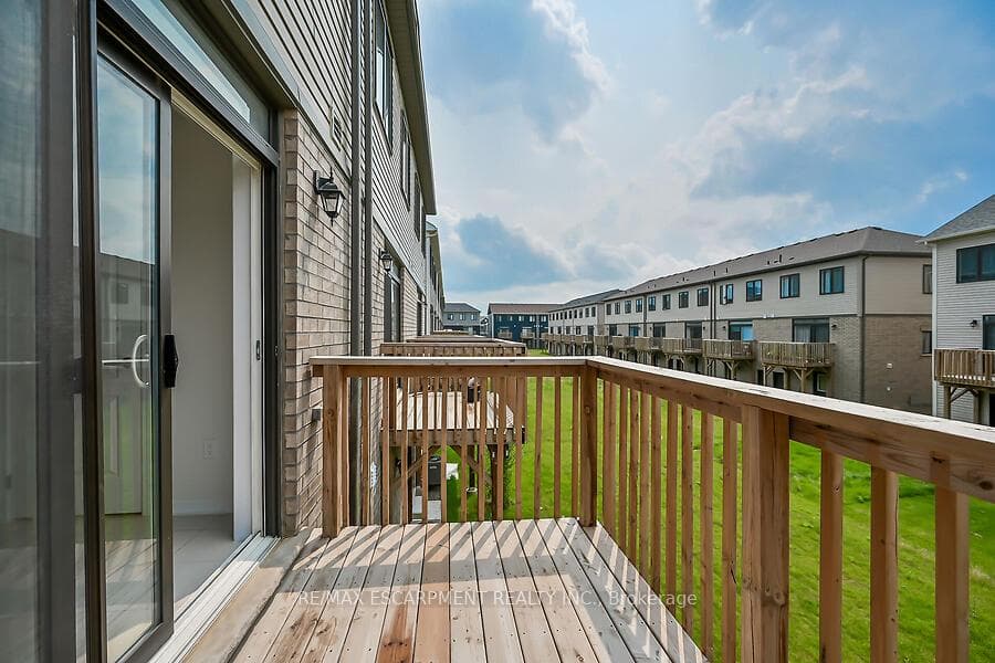 67 Holder Drive photo 16