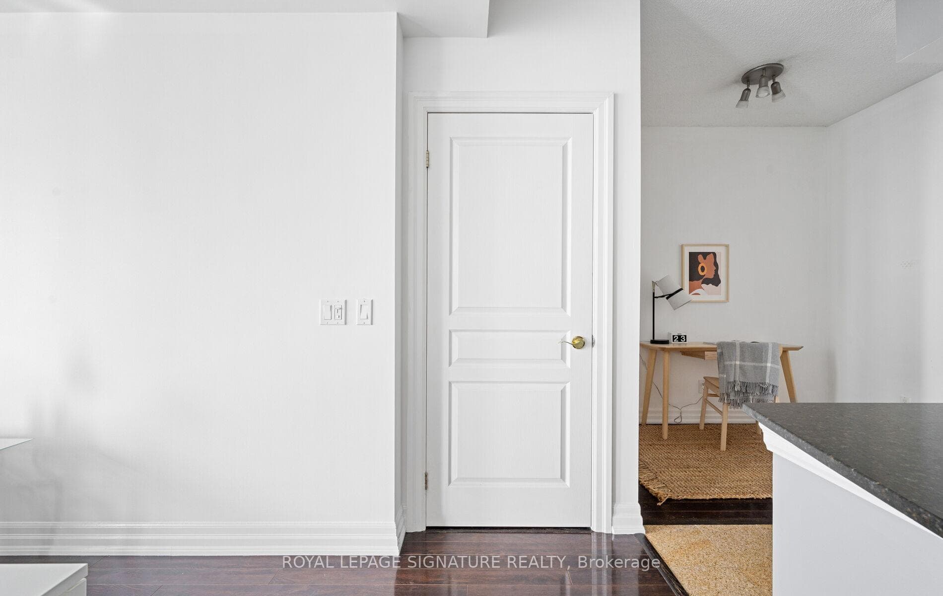 2083 Lake Shore Boulevard Unit 1613 photo 32