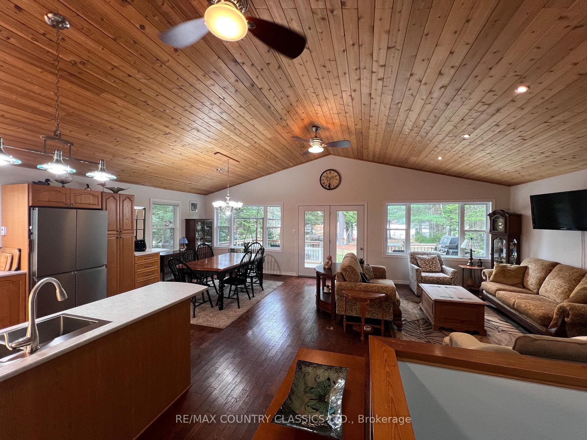 4501 Elephant Lake Road photo 14