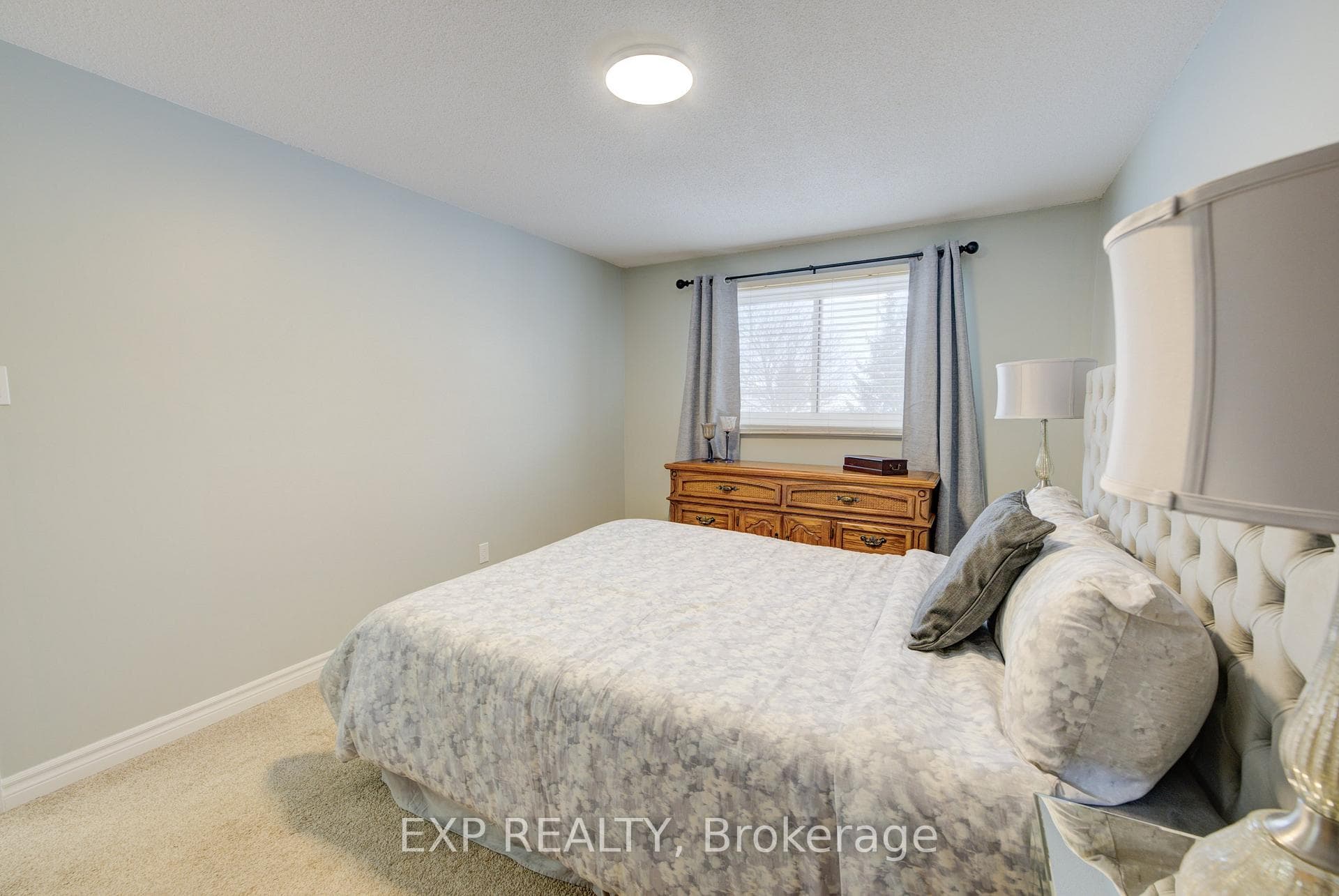 21 Highcroft Court photo 20
