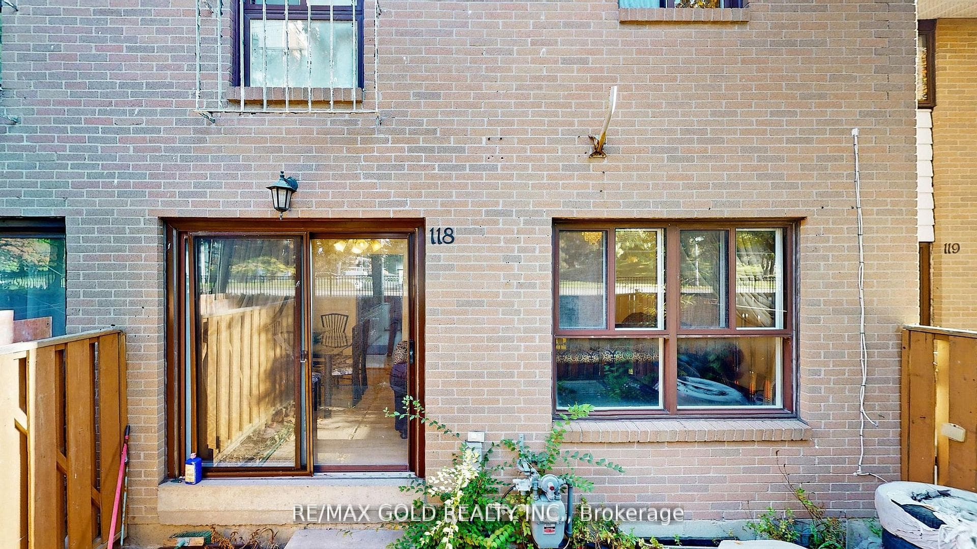 118 Fleetwood Crescent photo 23