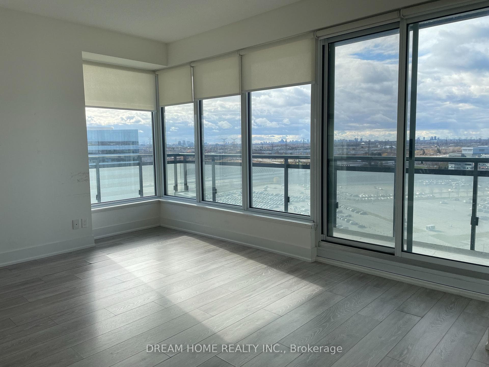 8081 Birchmount Road Unit 1505 photo 5