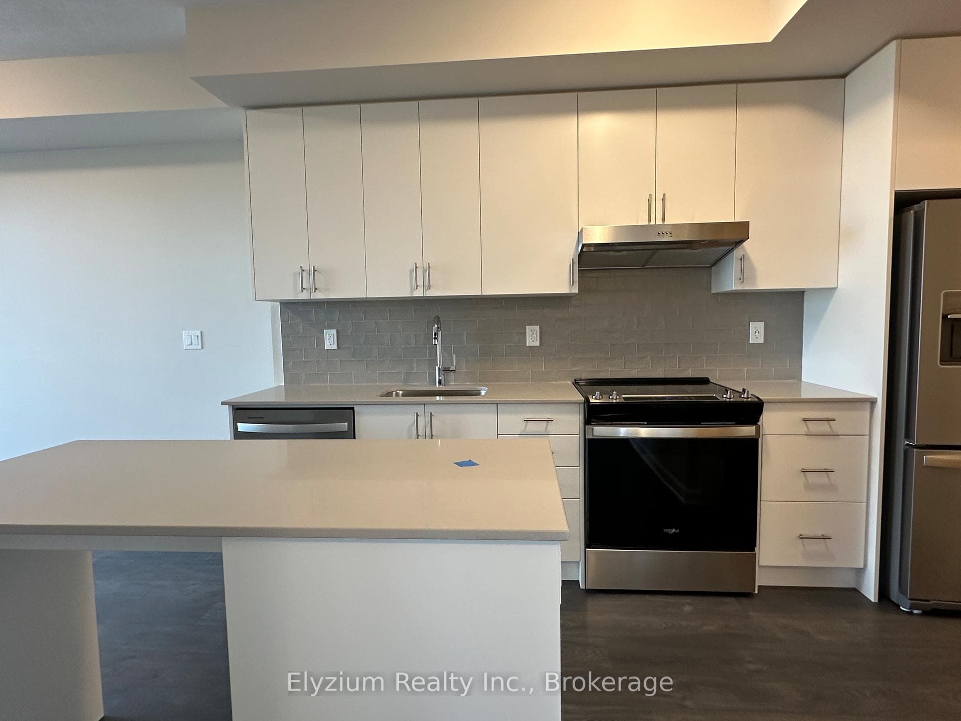 3220 William Coltson Avenue Unit 1809 photo 9