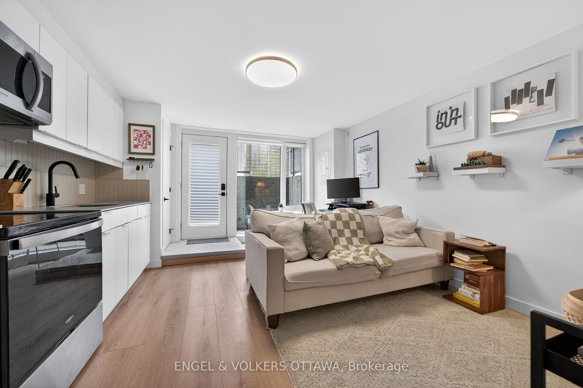 117 Carruthers Avenue Unit C photo 10