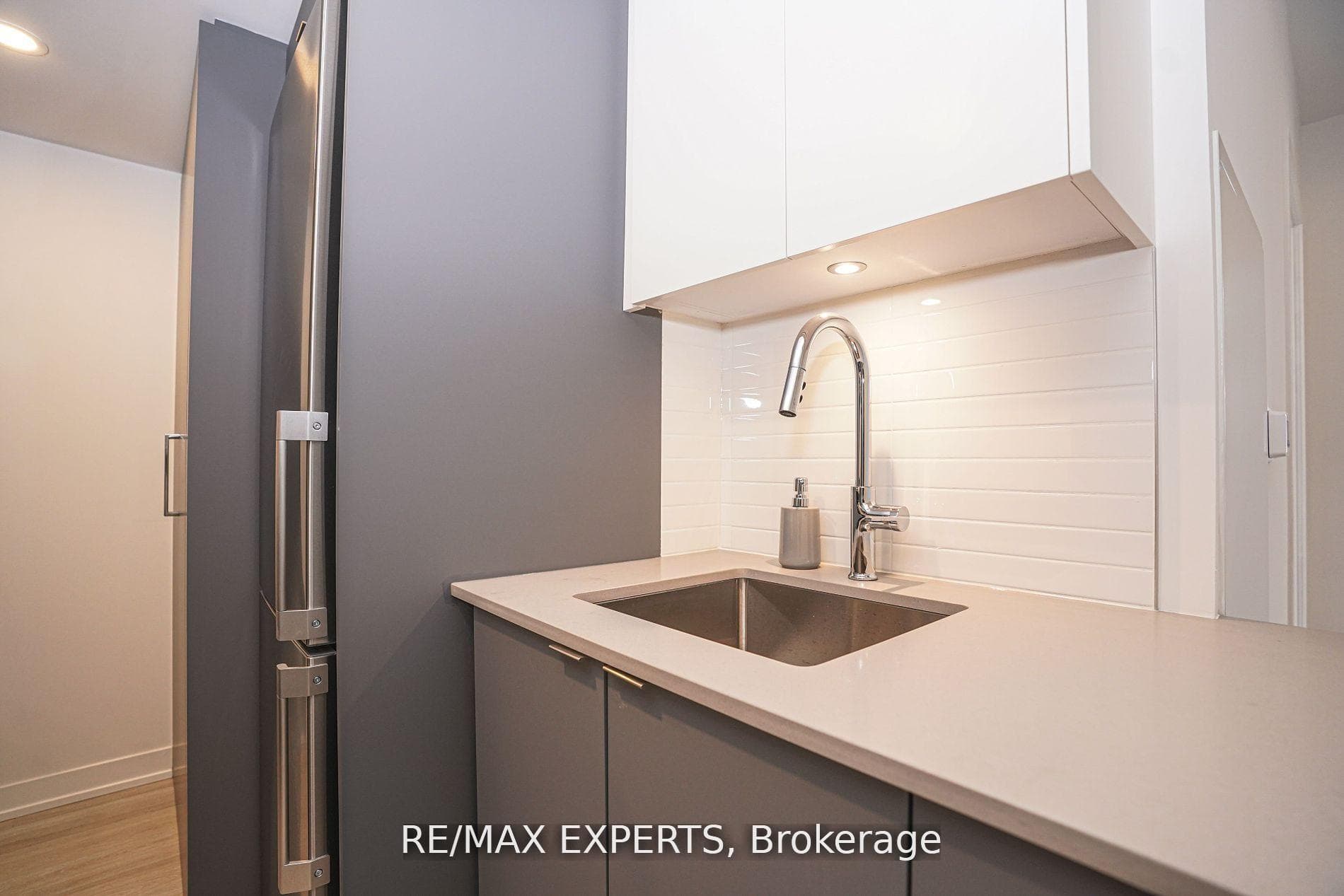 500 Wilson Avenue Unit 532 photo 13