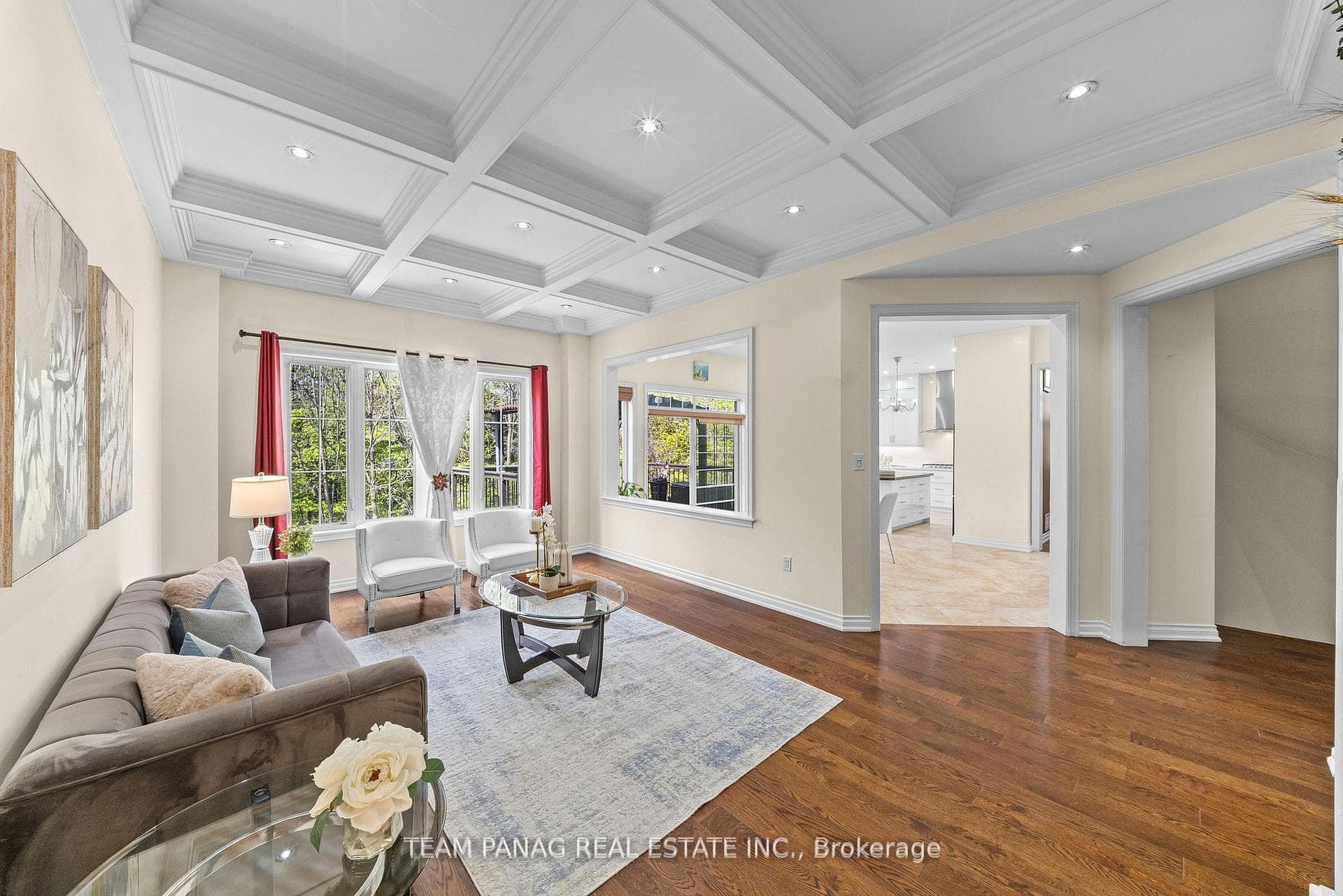 34 Cannington Crescent photo 17