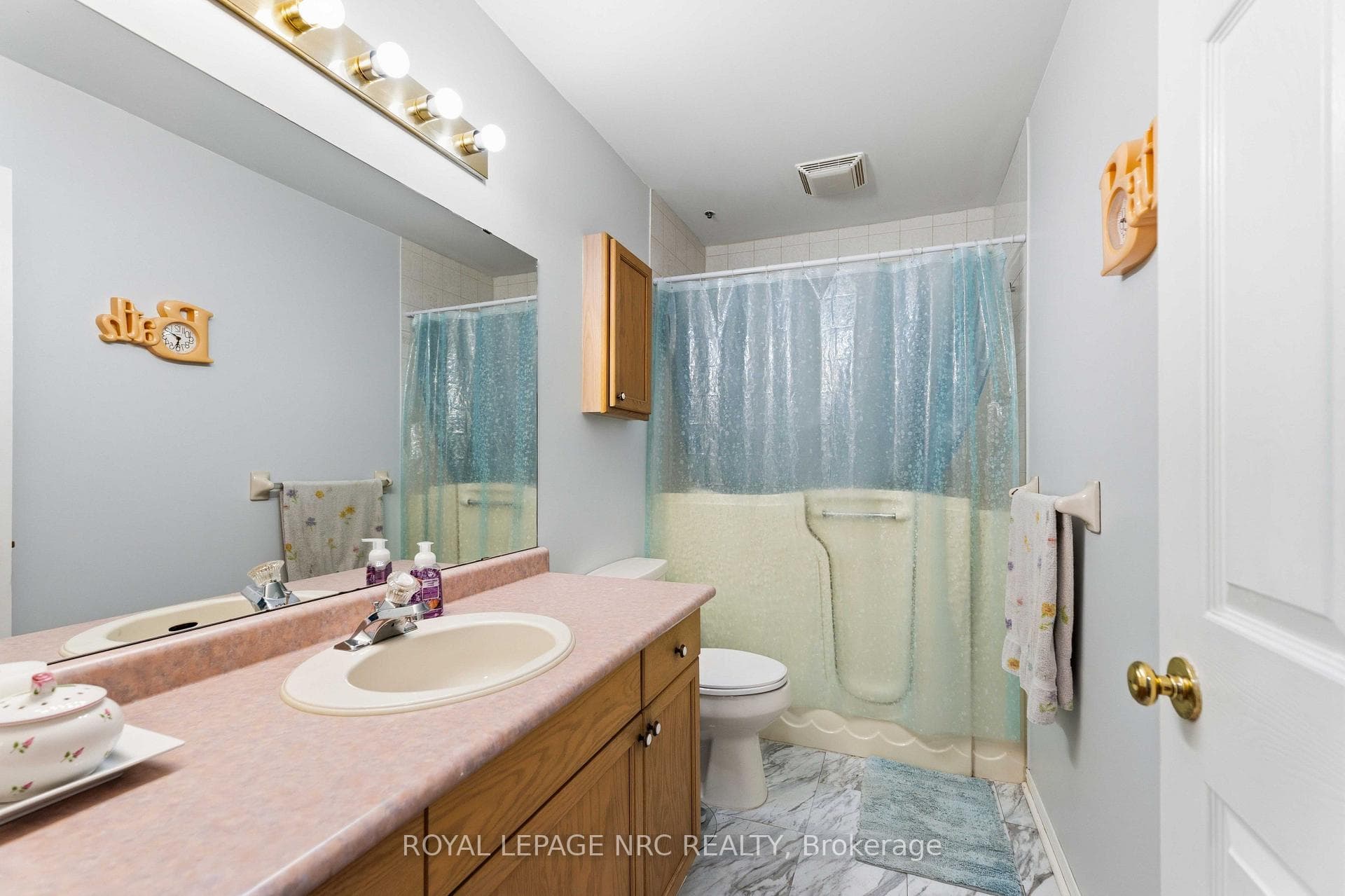 Bathroom with easy Entry Tub & Shower