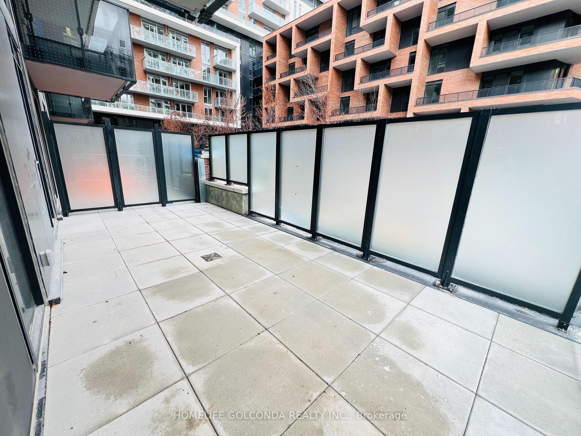 8119 BIRCHMOUNT Road Unit 509 photo 12