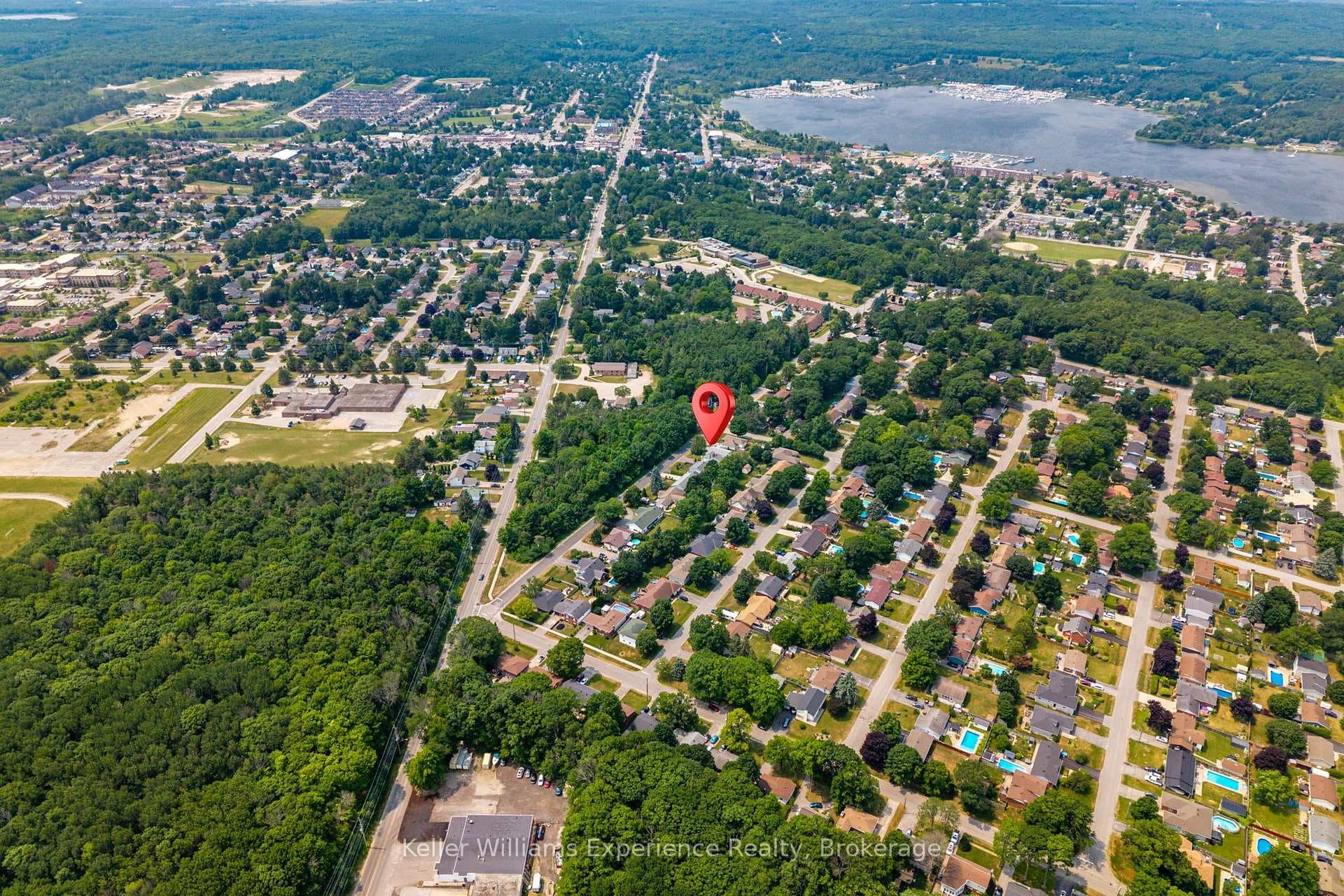 133 Burke Street photo 45