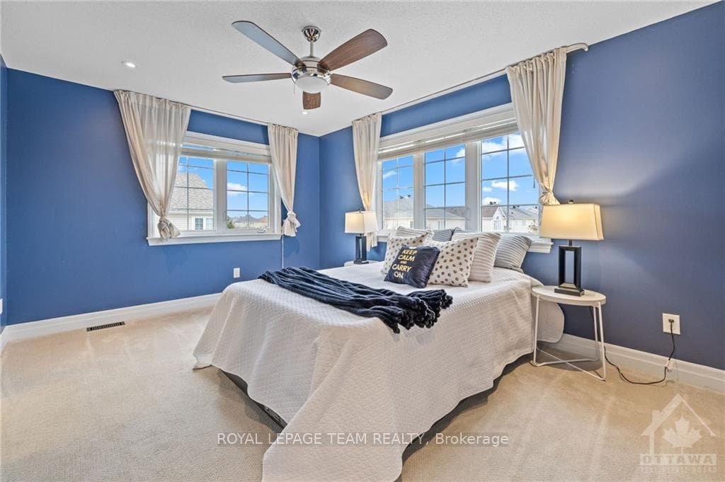 100 URBANCREST photo 15