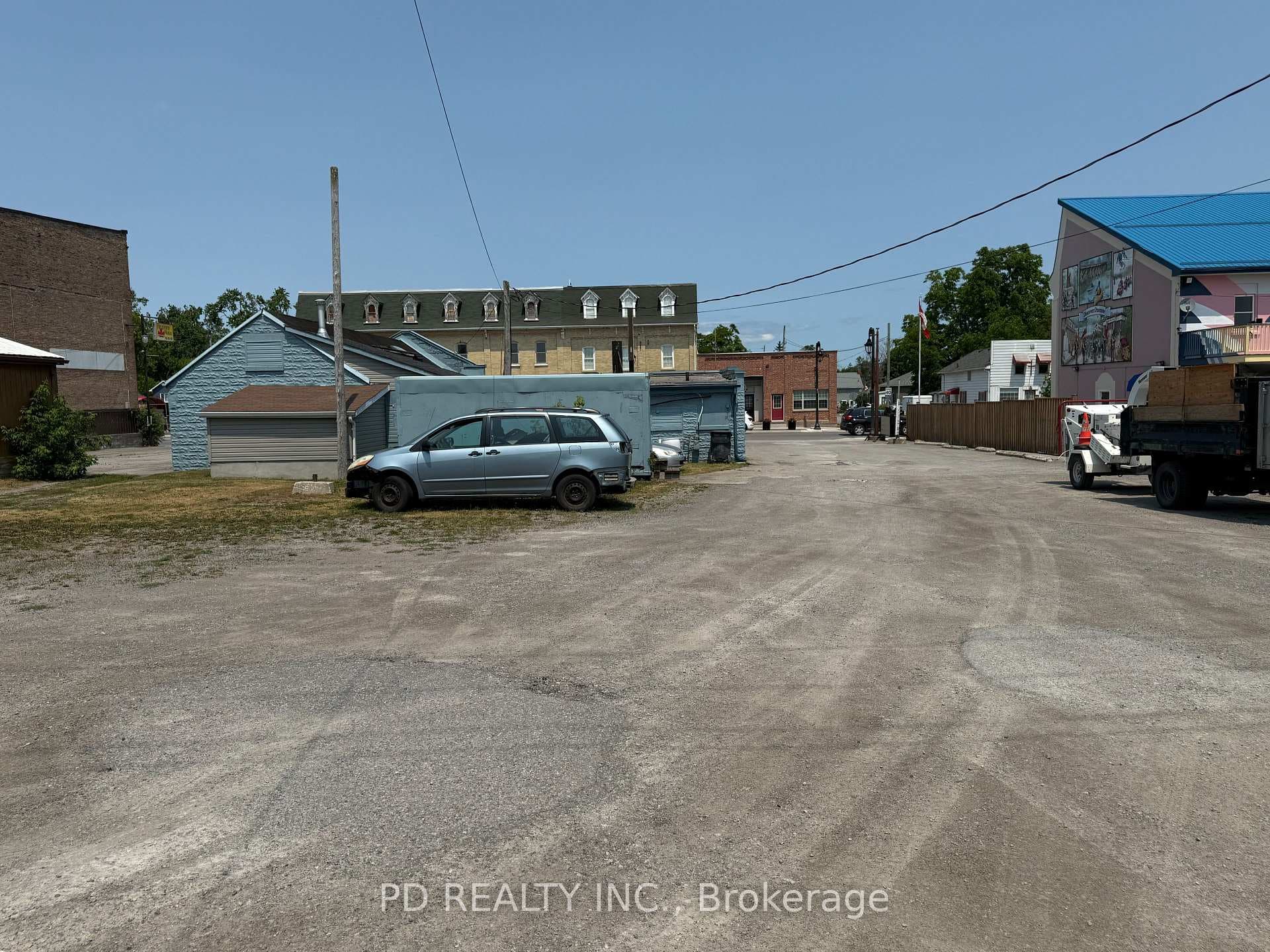 40 King Street photo 25