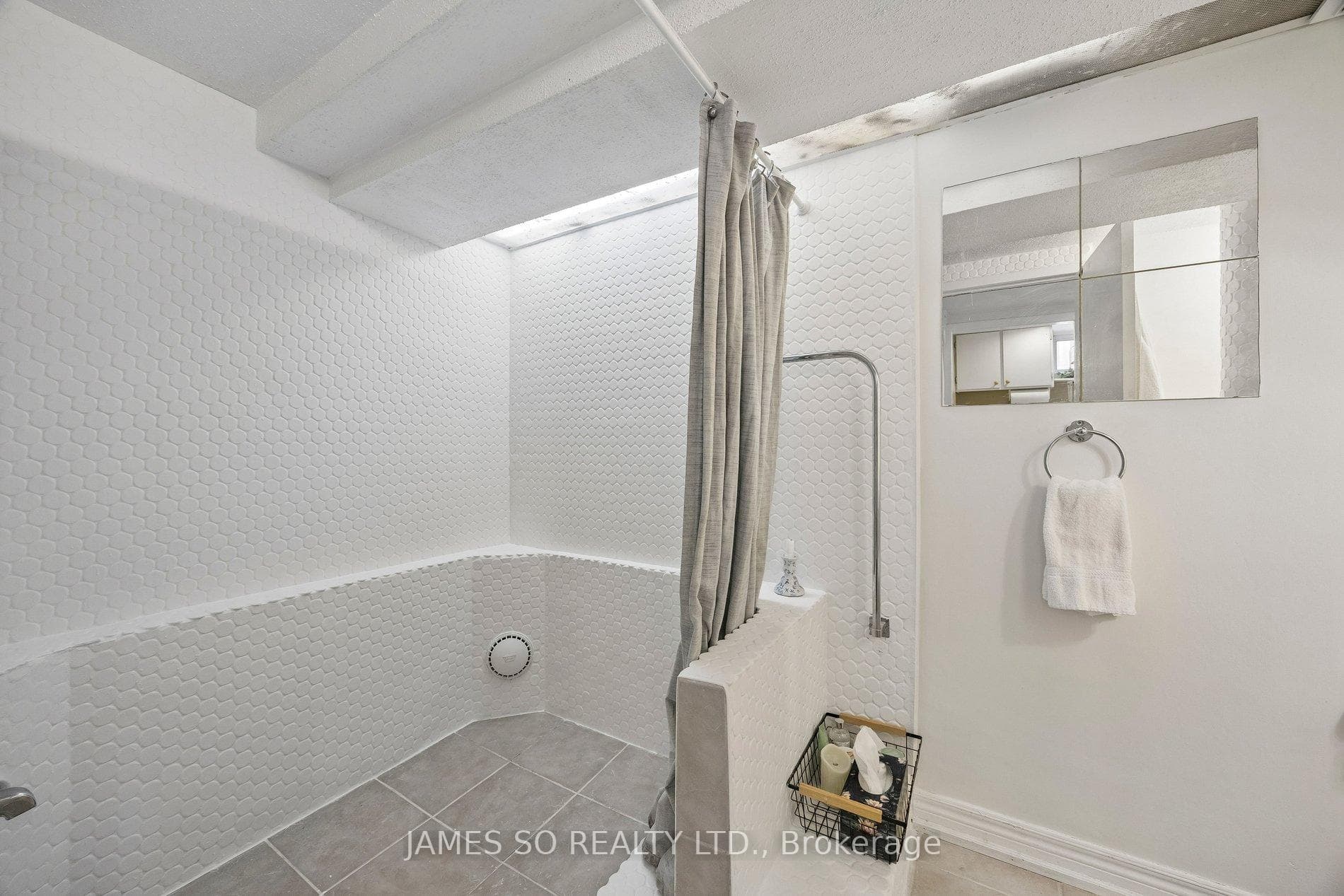 16 Ravenrock Court photo 19