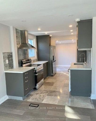 442 Broadway Avenue Unit Upper photo 6